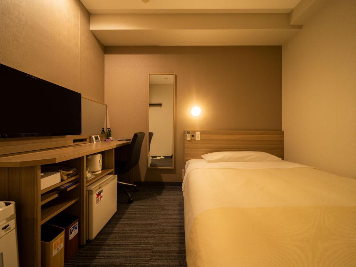 Super Hotel Shinyokohama Yokohama  Bagian luar foto